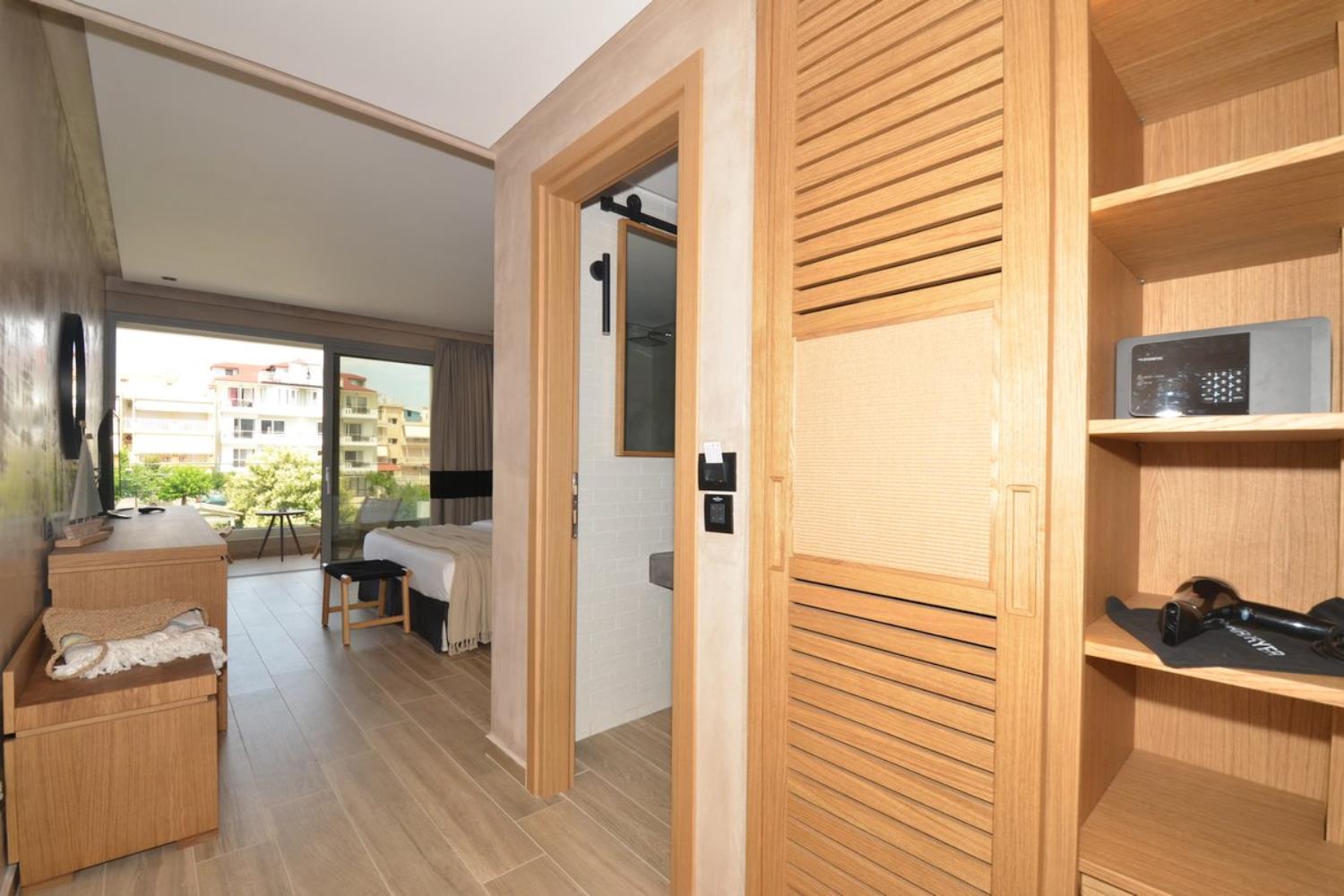 Evilion and Stilvi Hotels