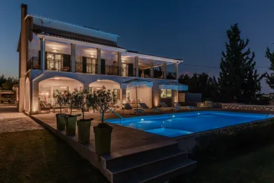 Rivazzurra Luxury Villa