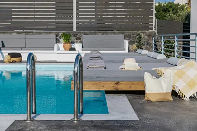 Blackstone Luxury Suites