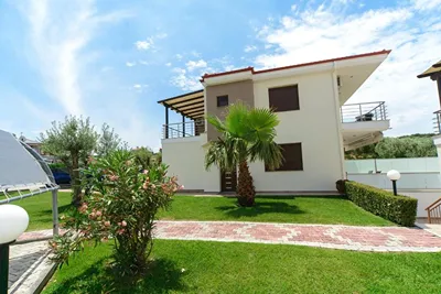 Villas Hanioti
