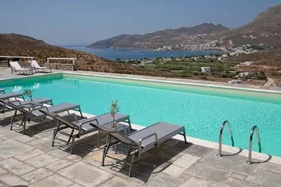 Rizes Hotel Serifos