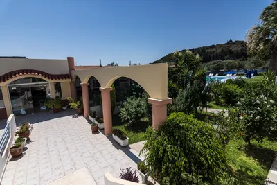 Tivoli Hotel
