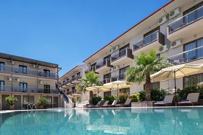 Simeon Hotel