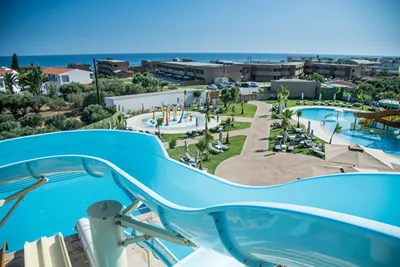 SENSEANA Sea Side Resort & Aquadventure