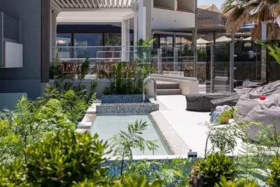 Pearl SeaBreeze Suites