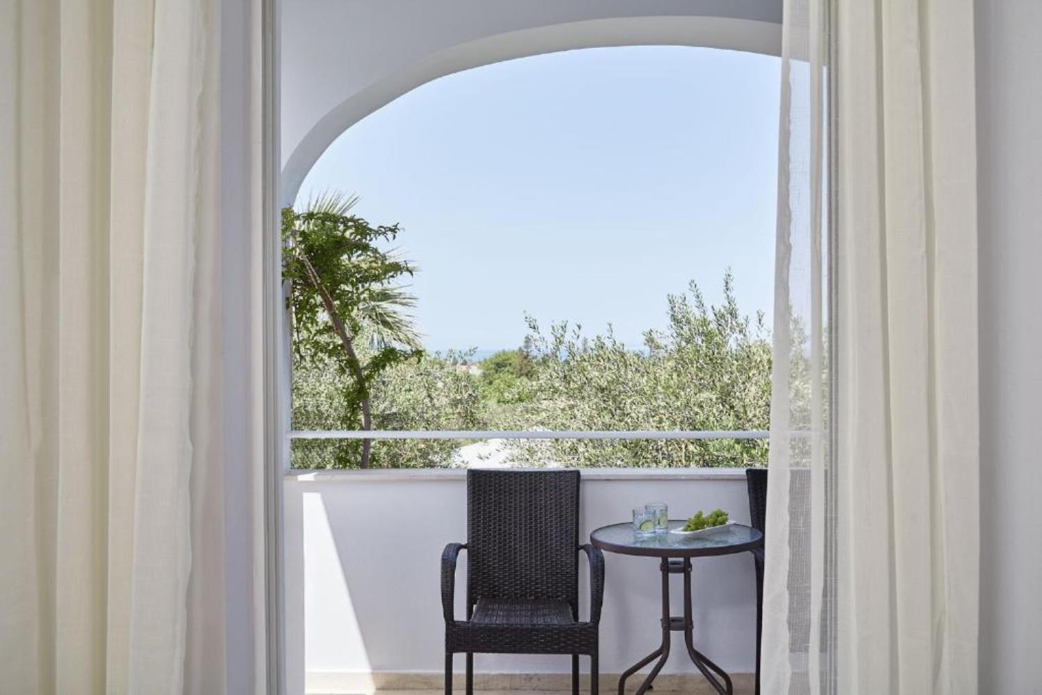 Mr & Mrs White Corfu