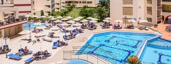 Vantaris Palace Hotel