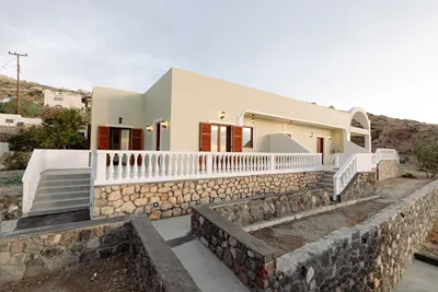 Kaminia Holiday Homes