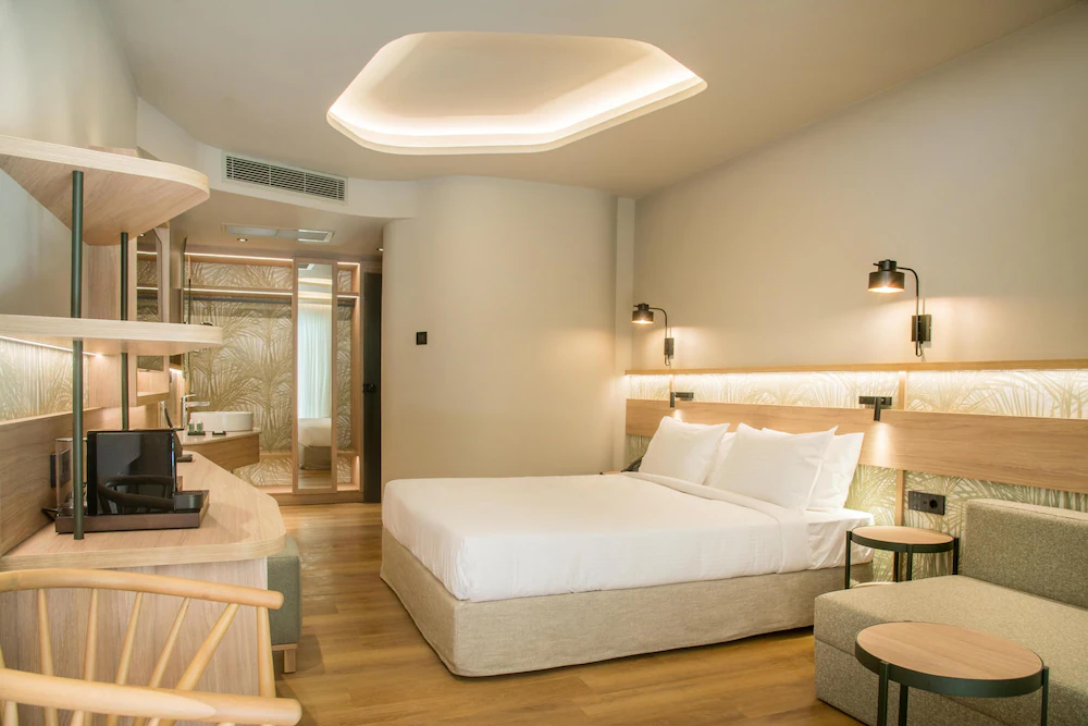 Senseana Sea Side Resort & Spa
