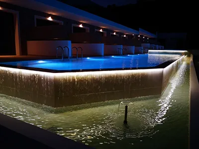 Zoes Hotel
