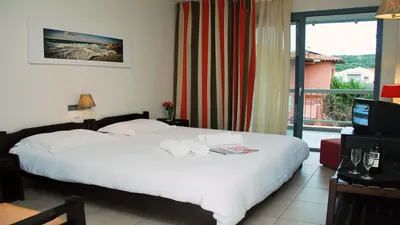 Hanioti Village Resort