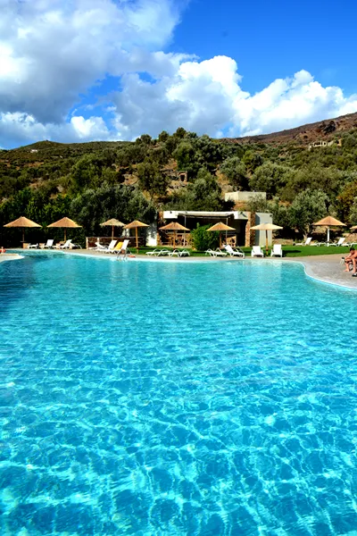 Evia Hotel & Suites