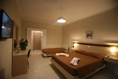 Ninos Saint George Palace Hotel