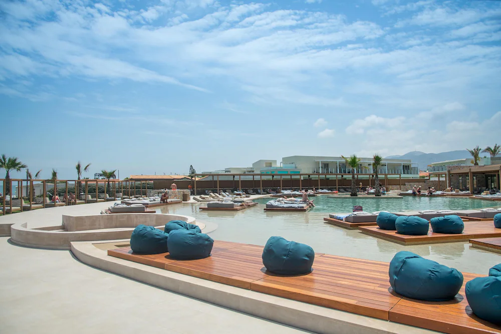 Senseana Sea Side Resort & Spa