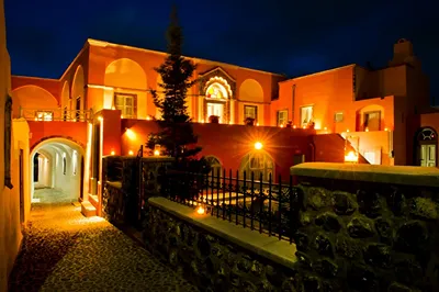 Markezinis Suites