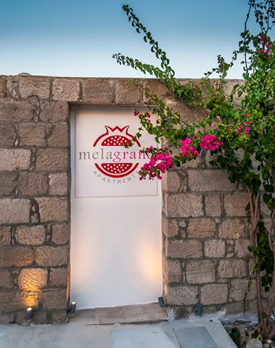 Melagrana Apartments Milos