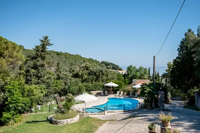 Nikiforos Apartments