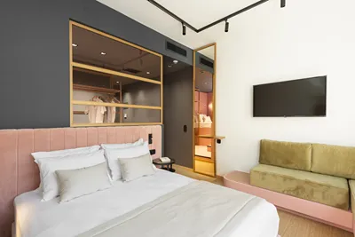 COLORS Hotel Athens