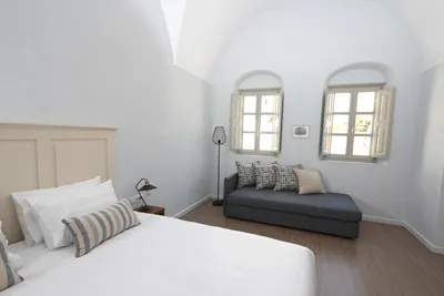 SV Mansion Oia