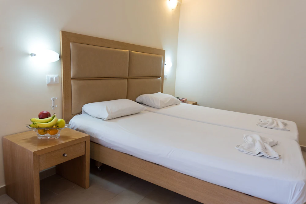 Amaryllis Beach Front Hotel