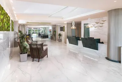 PORTES BEACH HOTEL