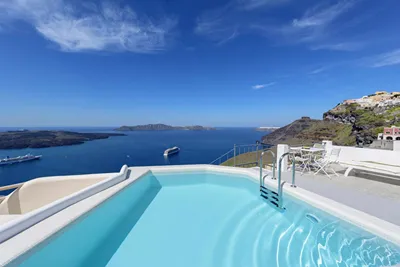 Villa Renos Santorini