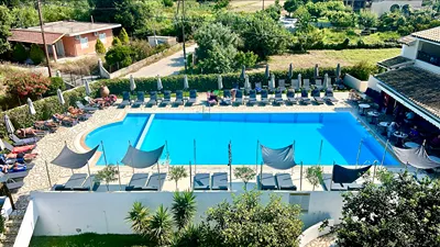 Bruskos Hotel & Suites