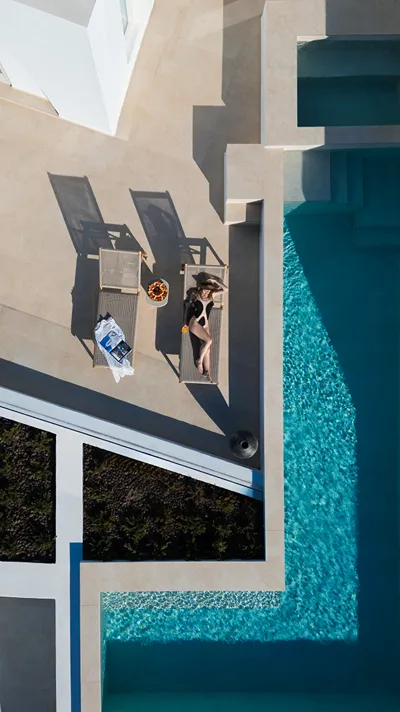 Omna Caldera Suites