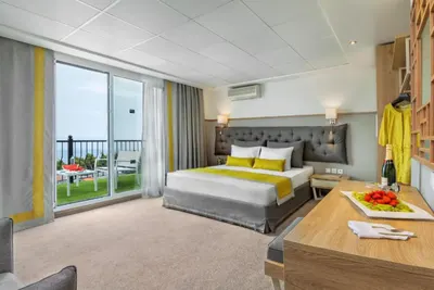 Kriopigi Hotel