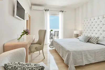 Santorini Palace Hotel