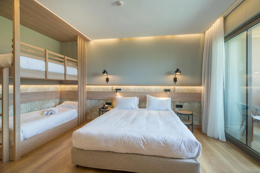 Senseana Sea Side Resort & Spa