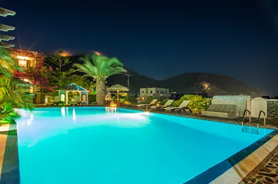 Holiday Beach Resort Santorini