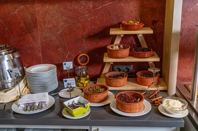 Kyma Suites Beach Hotel