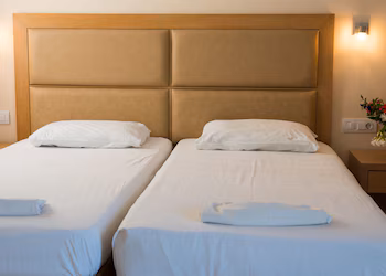 Amaryllis Beach Front Hotel