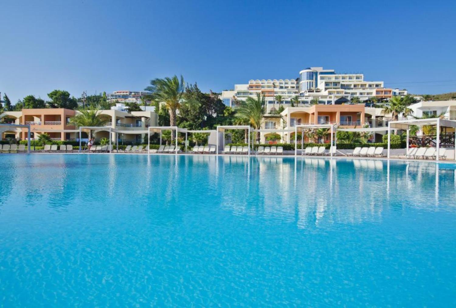 Kipriotis Maris Suites by Anayia All Inclusive Resorts