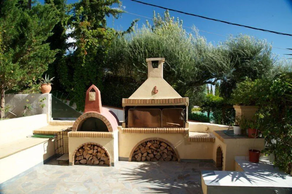 NOSTOS STUDIOS