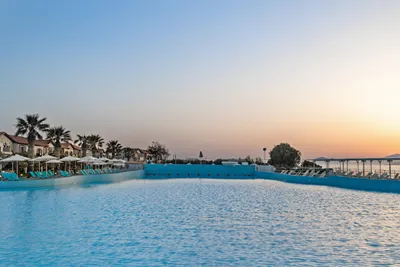 White Olive Marine Aquapark