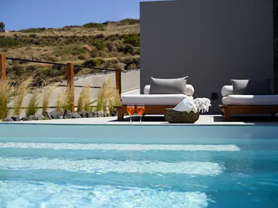 Melidonia Suites