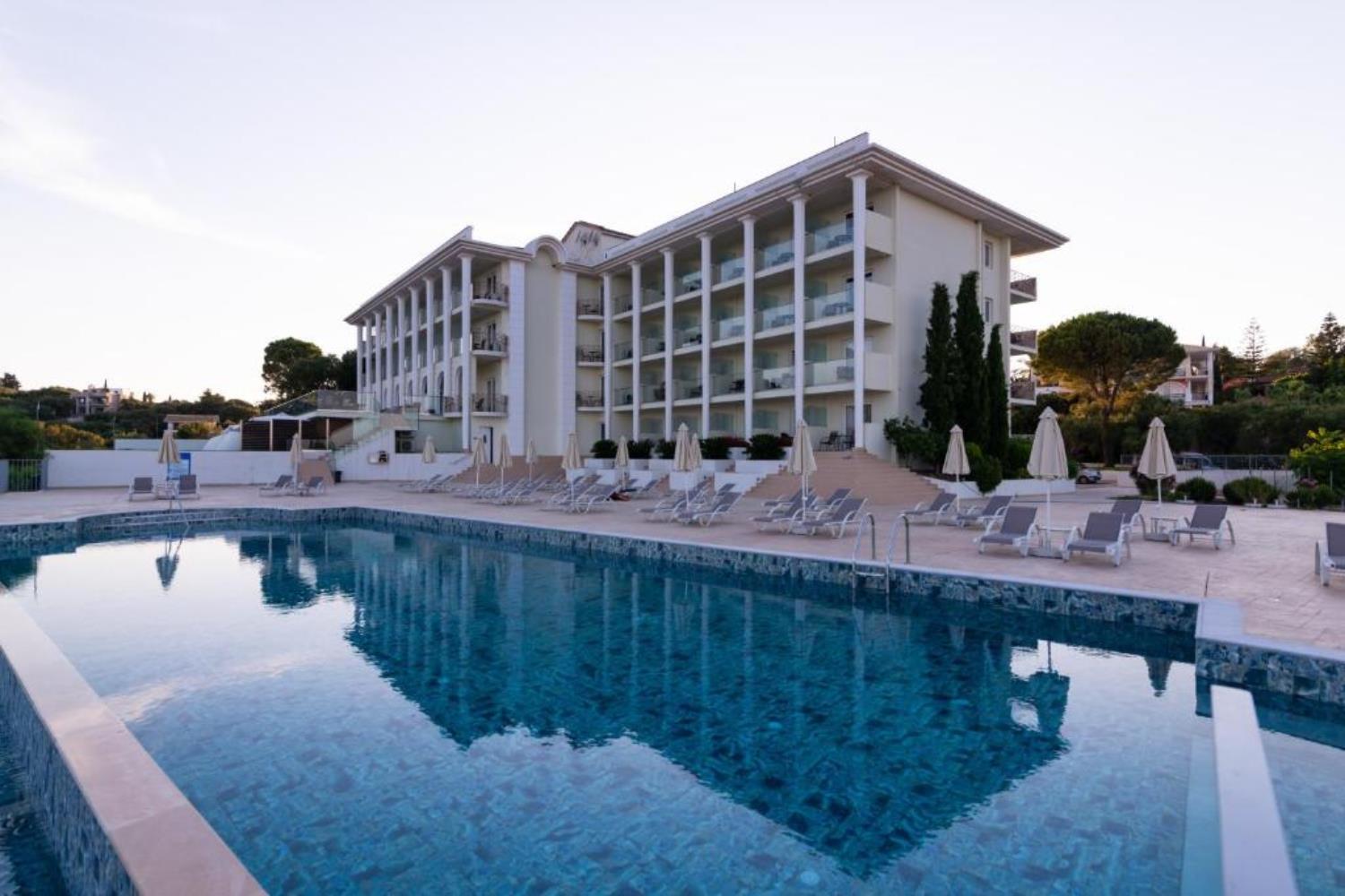 Avalon Palace Hotel