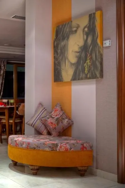 DRYADES HOTEL