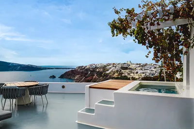 IKIES Santorini