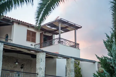 Villa Arhontariki