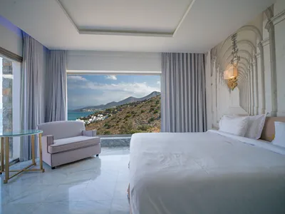 Royal Marmin Bay Boutique & Art Hotel