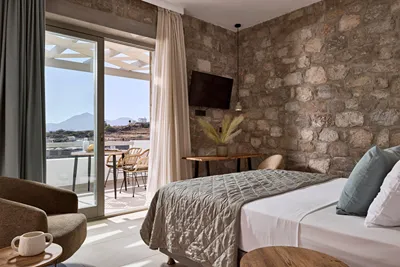 Kedros Milos Suites