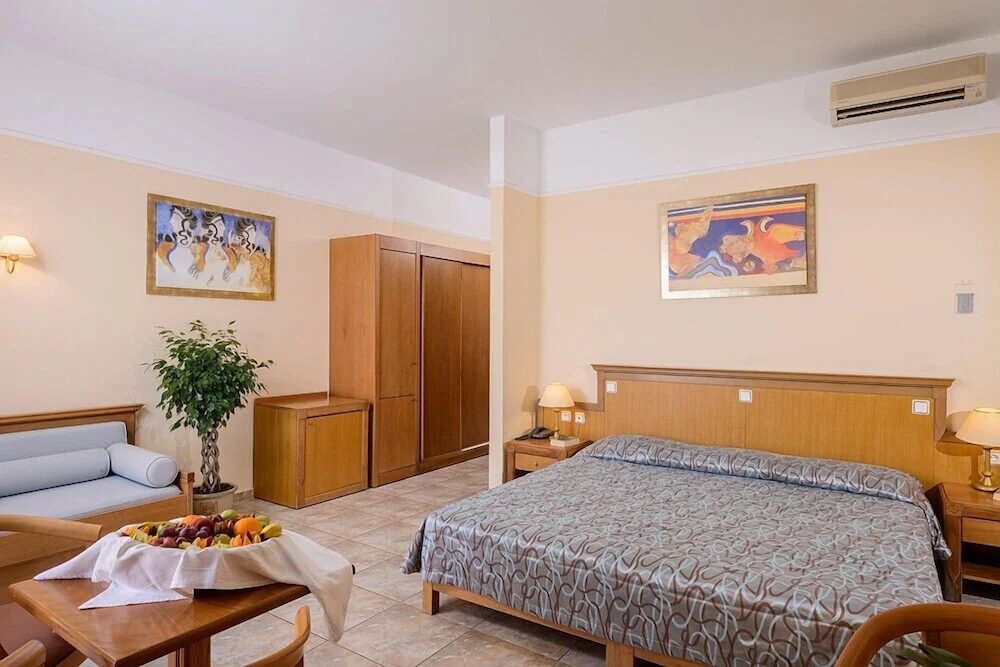 Vantaris Palace Hotel
