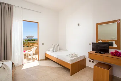 Ledras Beach Hotel & Villas