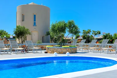 MONOLiTHIA Santorini