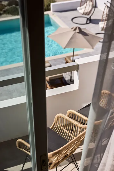 Kedros Milos Suites