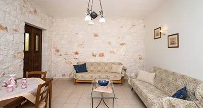 Villa Pounente Apartments