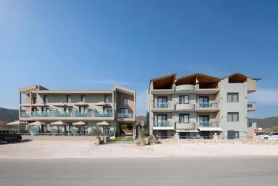 Vrahakia Hotel
